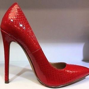 Red snake print stiletto pumps